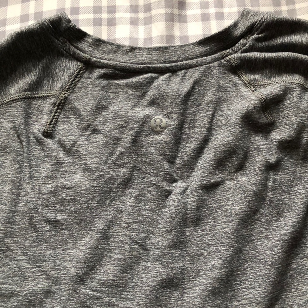 Long sleeve lulu T-shirt